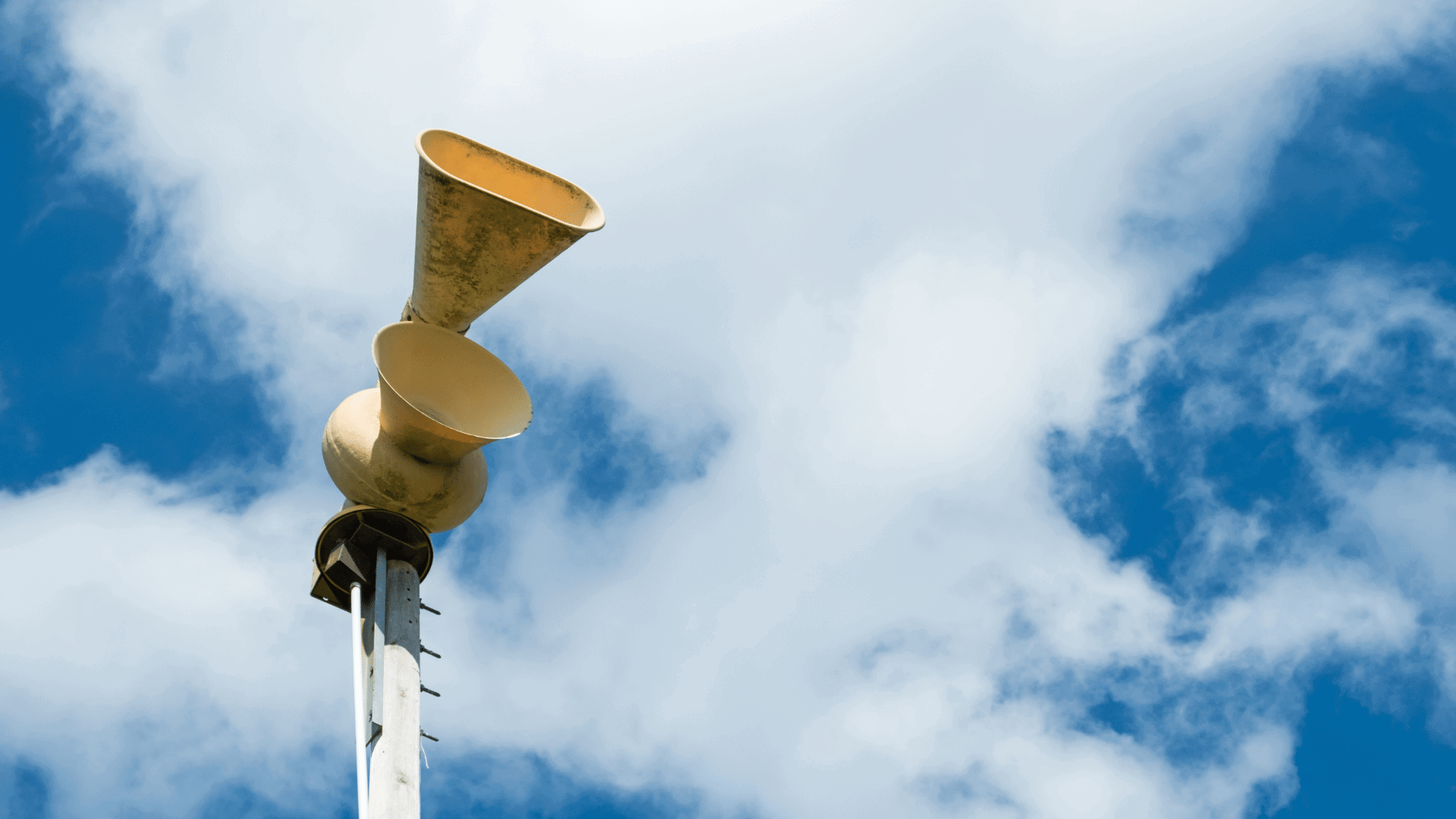 outdoor siren