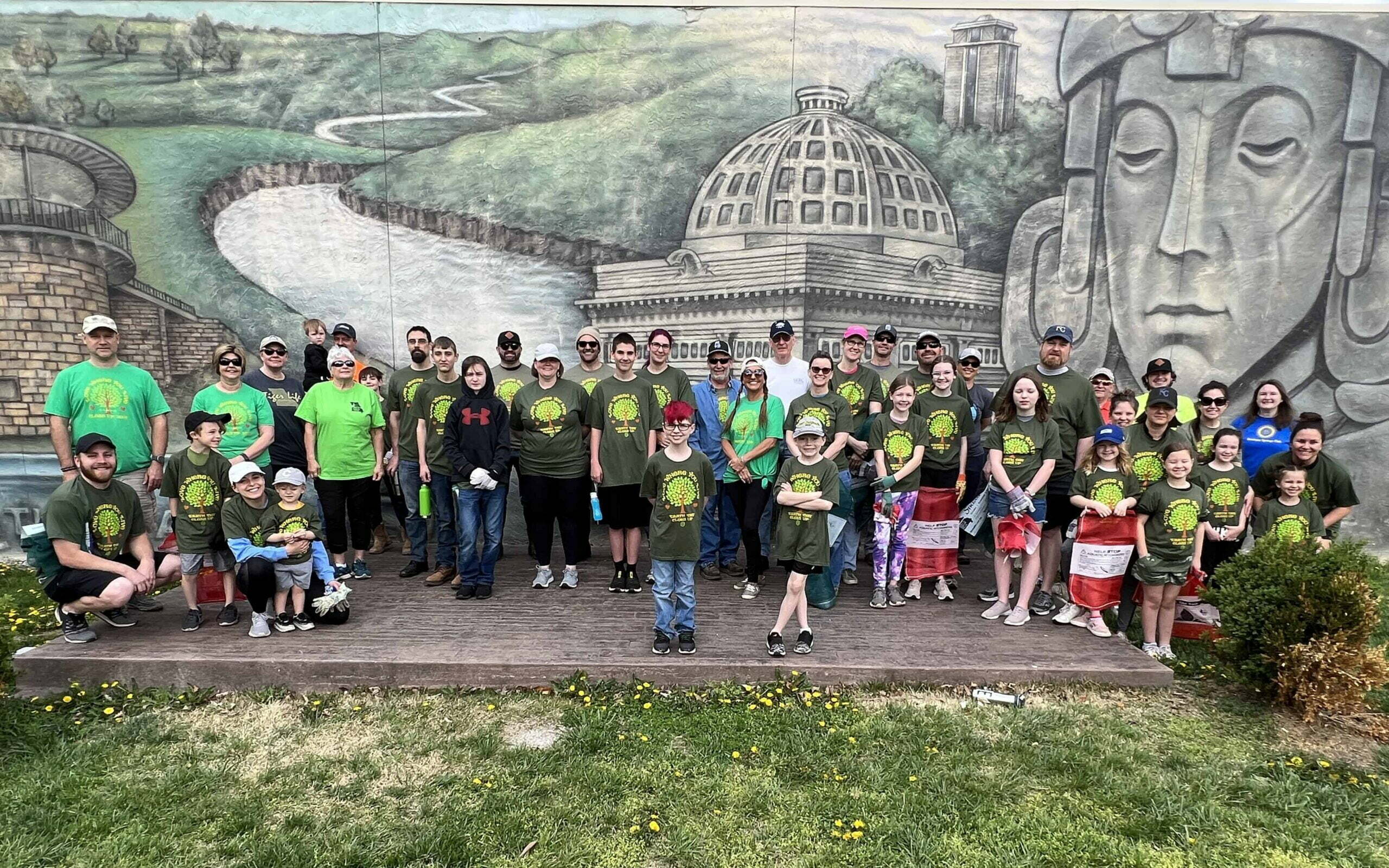 Participants in the Earth Day Cleanup