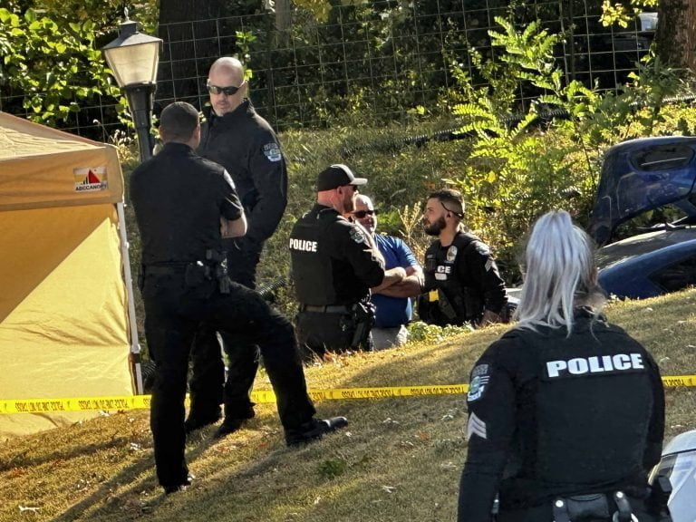 Excelsior Springs Police investigate at crime scene