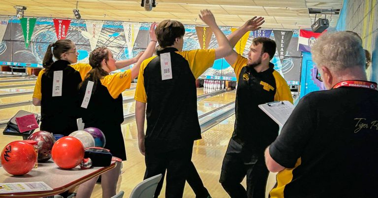 Excelsior Springs Bowlers Finish Strong at State Tournament