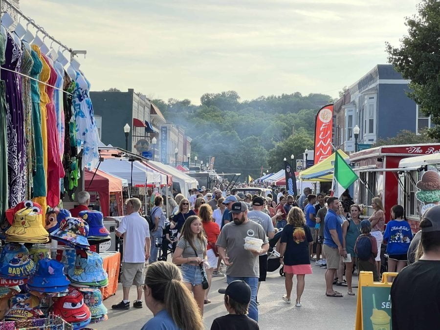 Crowd at Waterfest
