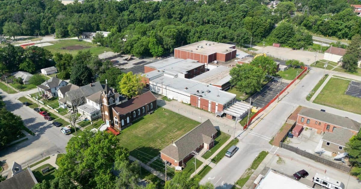 Skyvuer Imagery captures an aerial of Lewis Elementary School prior to demolition