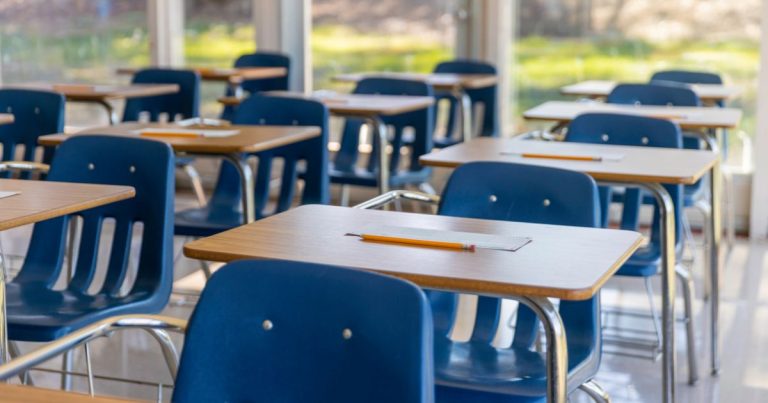 School District Forming Committee to Explore 4-Day Week