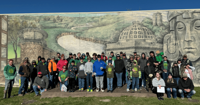 Excelsior Springs Celebrates Earth Day with Successful Spring Clean Up