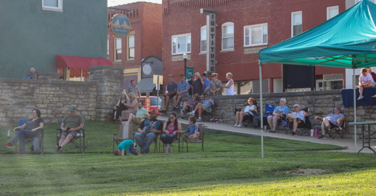 Crist and Mulnix kick-off Lyrics on the Lawn Summer Series