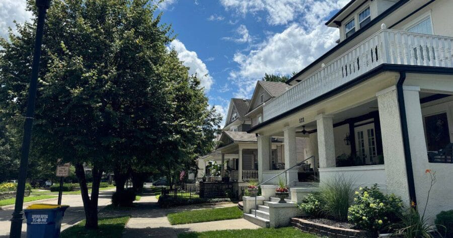 Historic homes on Elms Blvd