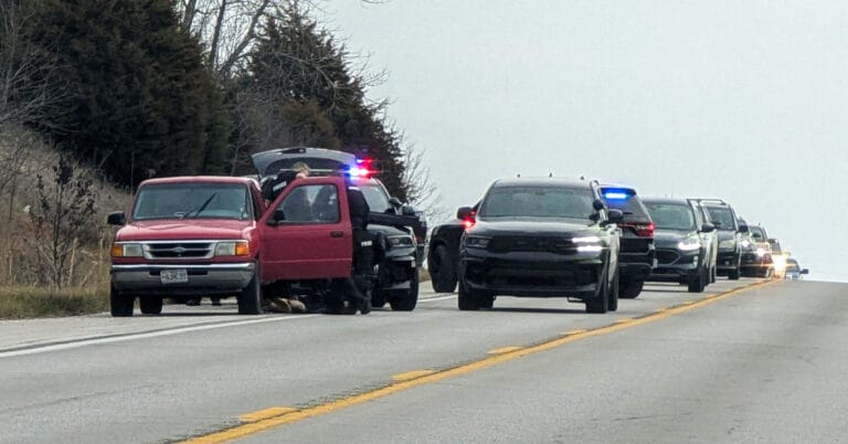 Excelsior Springs Police Apprehend Wanted Man After High-Risk Traffic Stop
