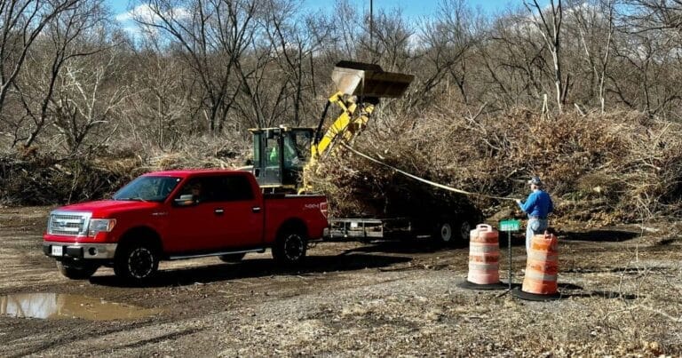 yard waste drop off site