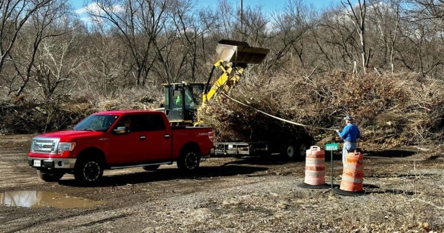 yard waste drop off site