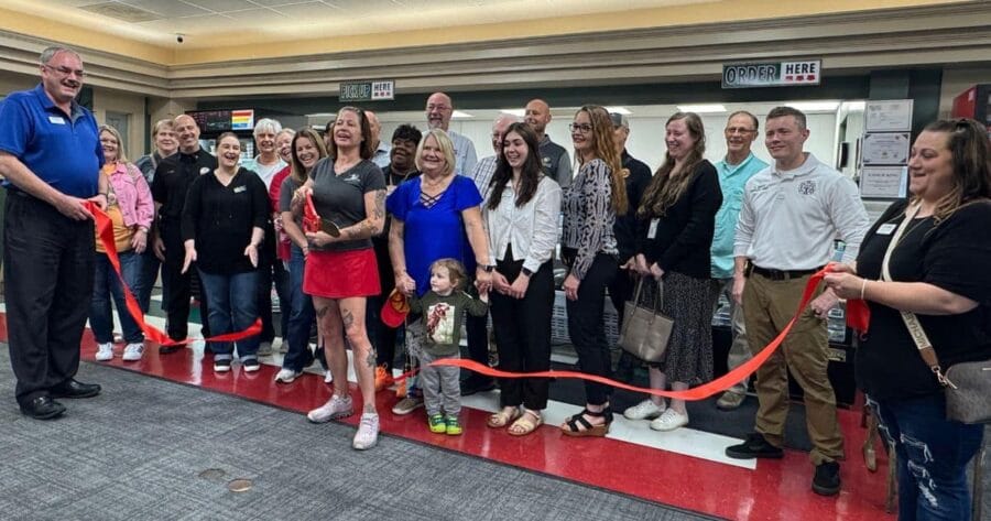 Donnici ribbon cutting