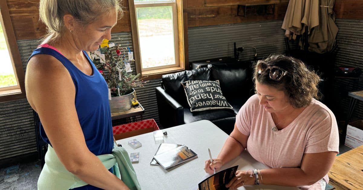 Angela Glenn book signing