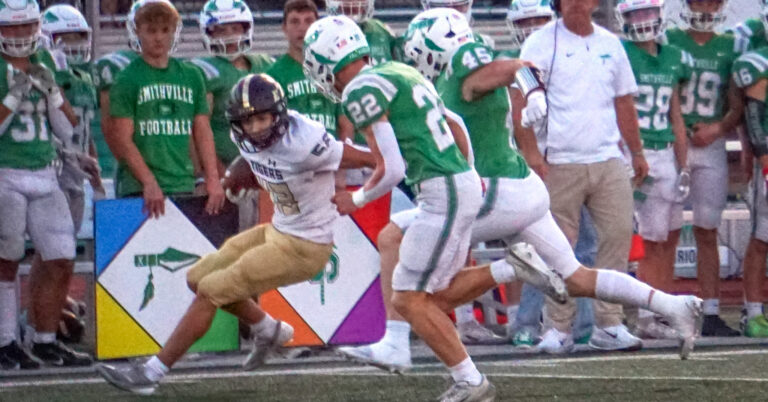 Football Tigers Still Searching for First Win After Losses to Blue Jays, Warriors