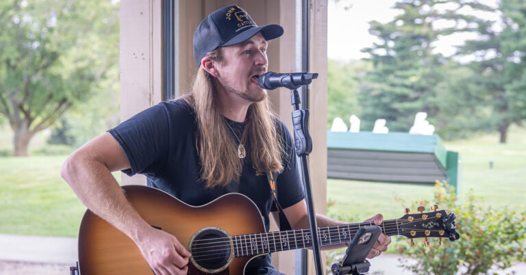 Excelsior Springs Bids Farewell to Summer Music with Jimmy Harris Band