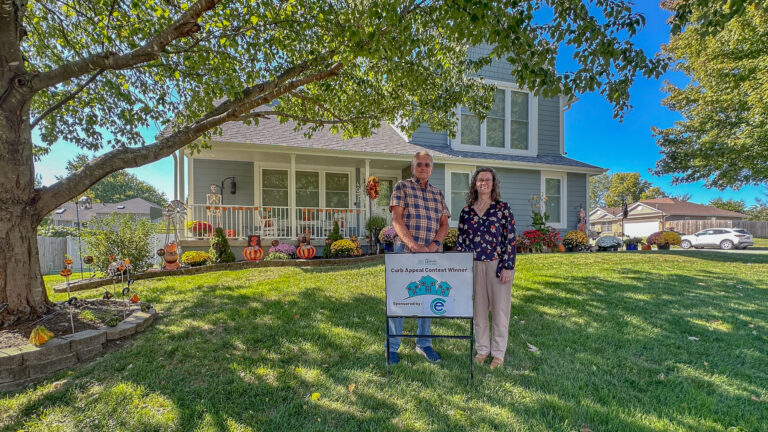 September Curb Appeal Award: From Summer Gardens to Fall Mums, the Kovar Home Shines Year-Round